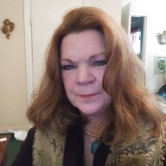 Meet your Posher, Lorena - Picture 2 of 2